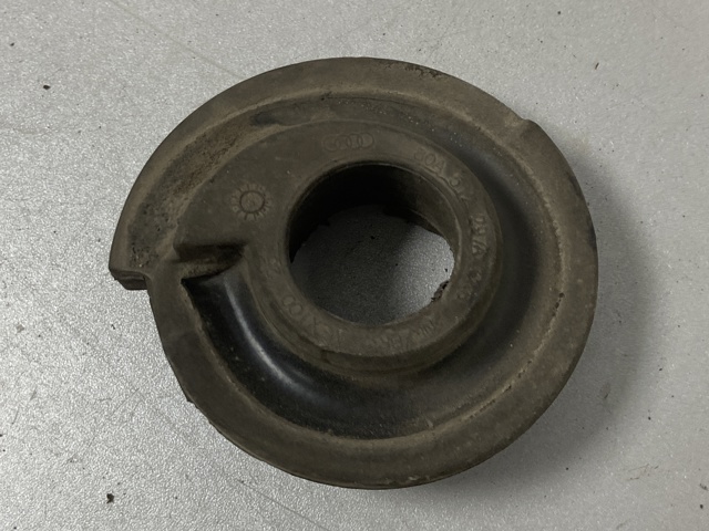 Опора заднего амортизатора 80A512297A VAG