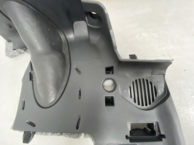 VAG 80B863083C в наличии Черновцы