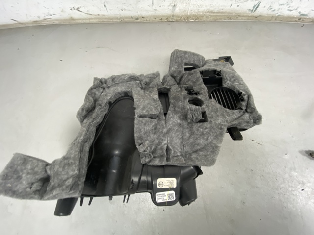 80B863083C VAG купить в Николаев