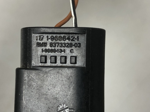 BMW 8373328 в наличии Ирпень