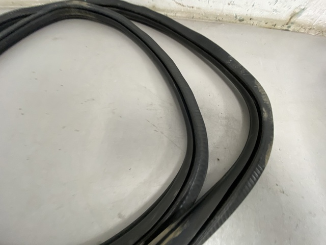 83A833721C VAG купить в Кривой Рог