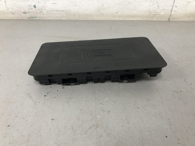 84105A1DB18 BMW купить в Николаев