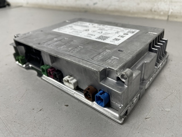 VAG 8B3035142K в наличии Винница