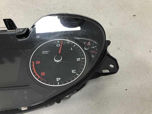 Щиток приборов 8K0920932 VAG