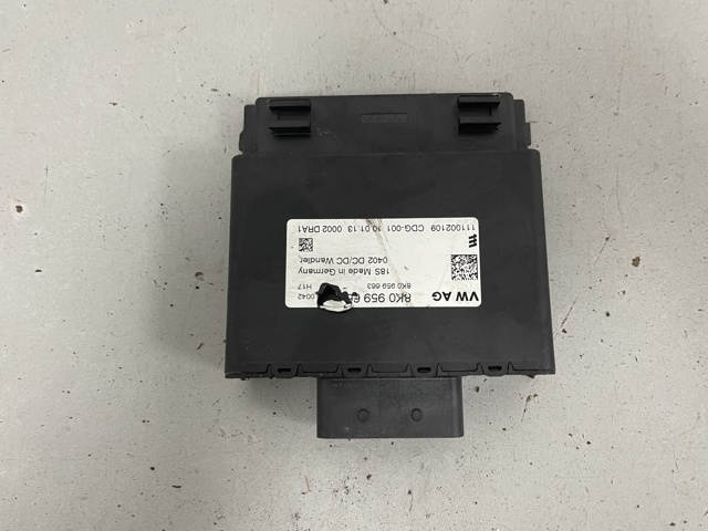 Стабилизатор напряжения 8K0959663 VAG