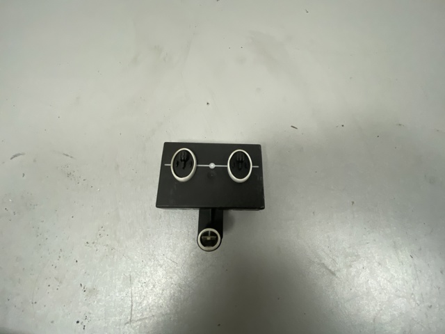 Блок комфорта задней двери 8K0959795G VAG