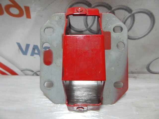Петля крышки багажника 8K5827302H VAG