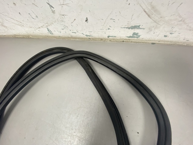 VAG 8K5833721E в наличии Каменское