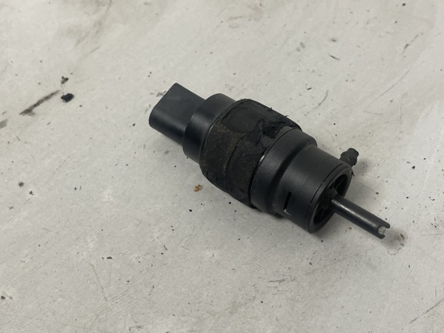 8K5955647 VAG Моторчик омывателя купить в Киев