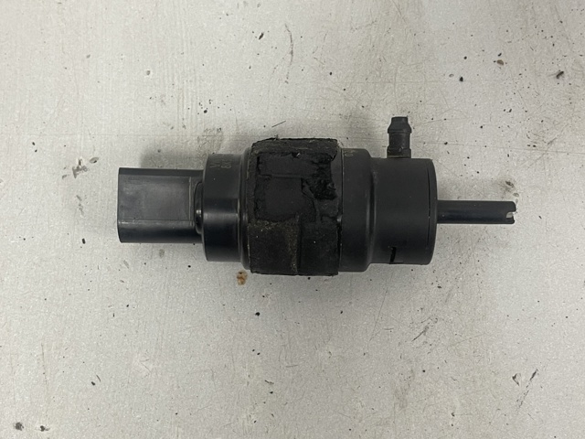 Двигатель омывателя ветрового стекла Шкода Фабия II