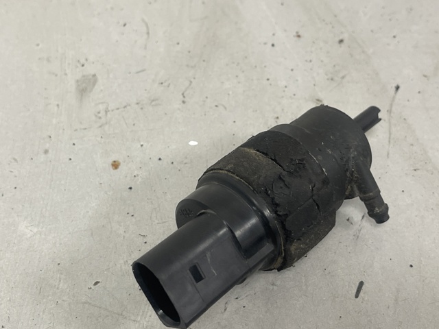 8K5955647 VAG Моторчик омывателя купить в Хмельницкий