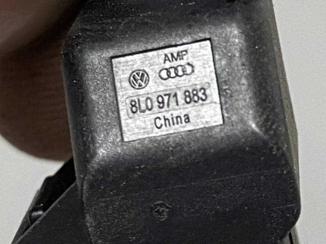 VAG 8L0971883 в наличии Ужгород