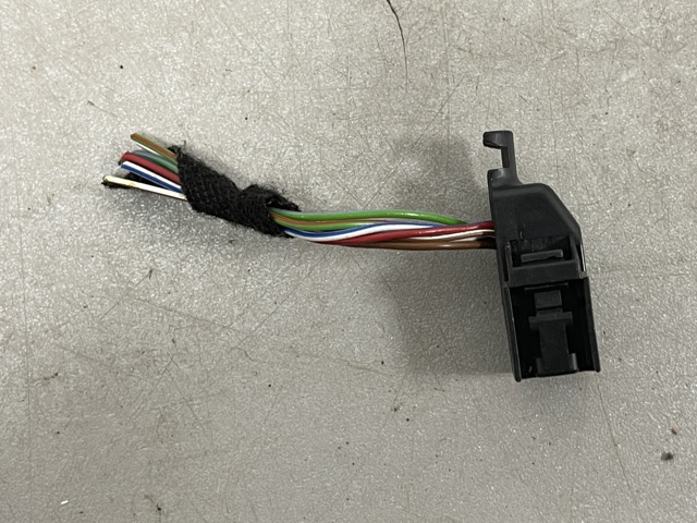 8L0971883 VAG купить в Черкассы