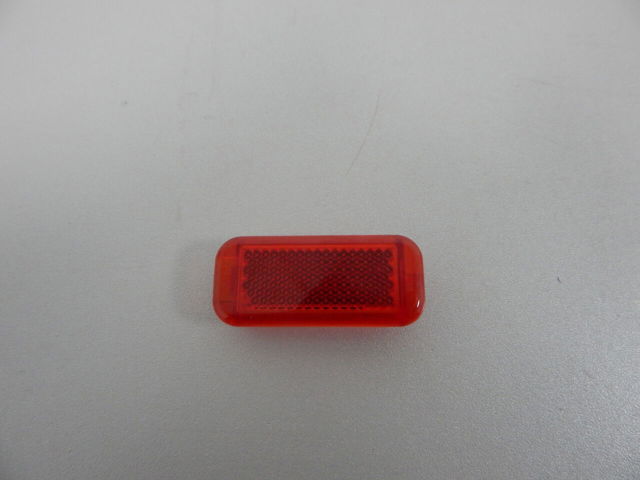 Отражатель заднего бампера 8P0947412 VAG