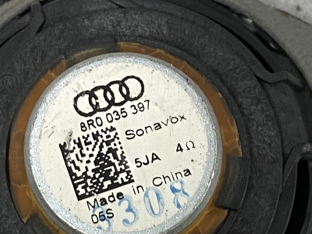 8R0035397 VAG Динамик передней двери купить в Ирпень