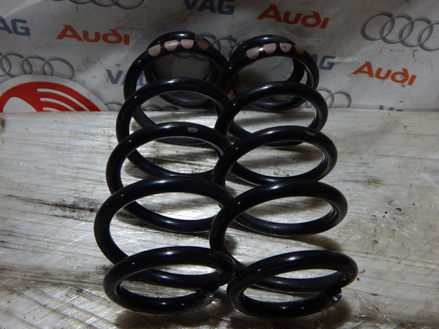 8R0411105AR VAG Передняя пружина купить в Черкассы