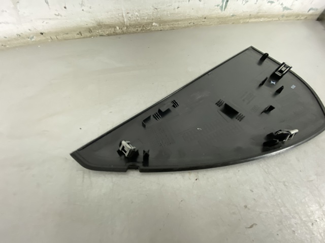 8R0857086B VAG купить в Ровно