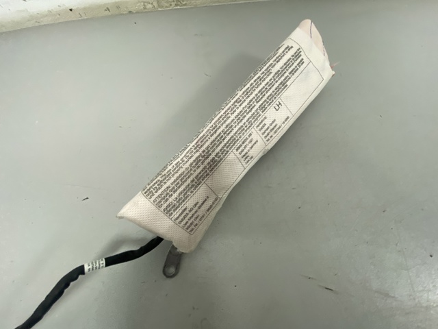 Подушка сиденья водителя (и переднего сиденья) 8R0880241D VAG