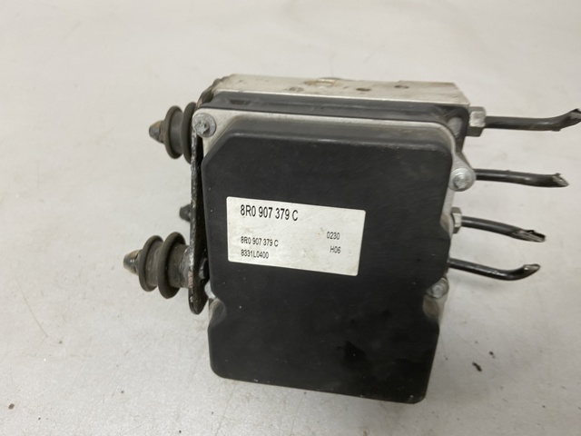 Блок ABS гидравлический 8R0907379C VAG
