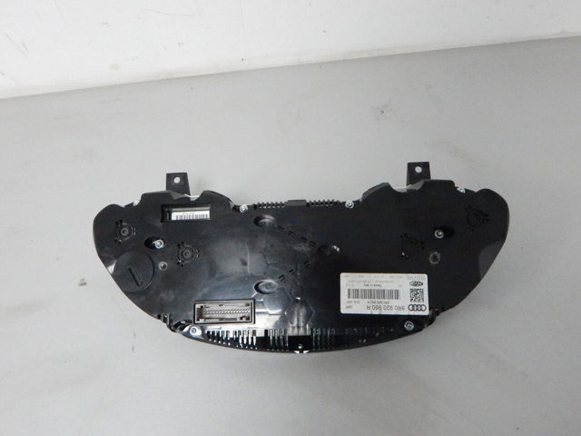Приборная доска 8R0920950R VAG