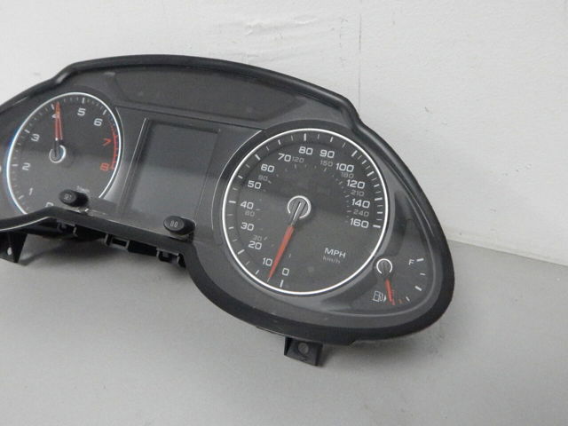 VAG 8R0920950R Приборная доска (щиток приборов) в наличии Тернополь