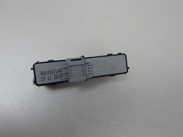 VAG 8R0959769A в наличии Кривой Рог