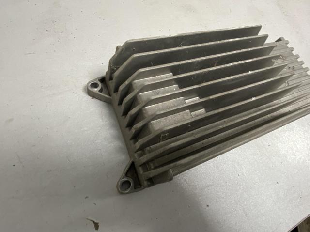 VAG 8R1035223A Усилитель звука аудиосистемы в наличии Сумы