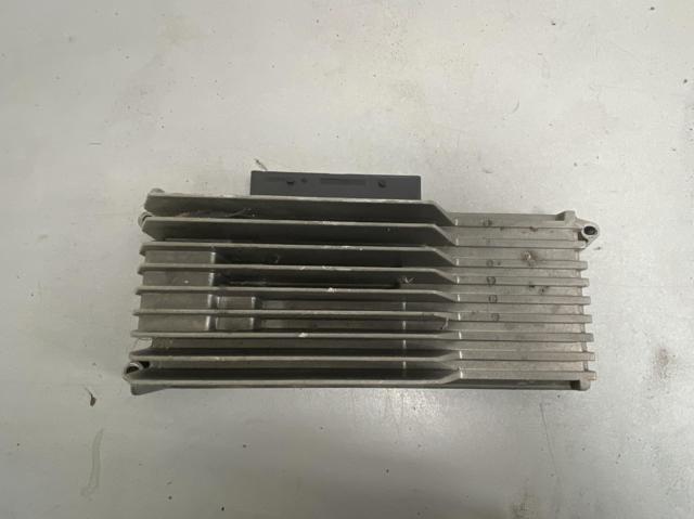 8R1035223A Усилитель звука аудиосистемы купить Полтава