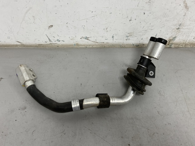 Трубопроводы 8R1260712D VAG