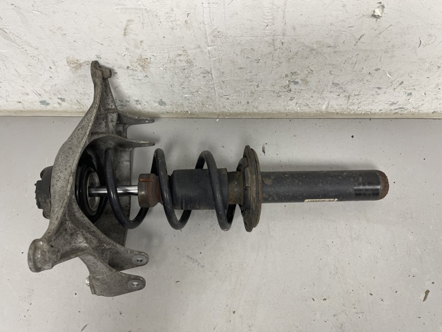 Стойка передняя 8T0413031AF VAG