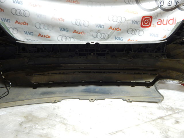 Задний бампер 8T0807511B VAG