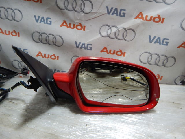 Правое боковое зеркало 8T0857528E VAG