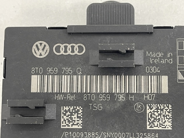 VAG 8T0959795Q Блок комфорта задней двери в наличии Житомир