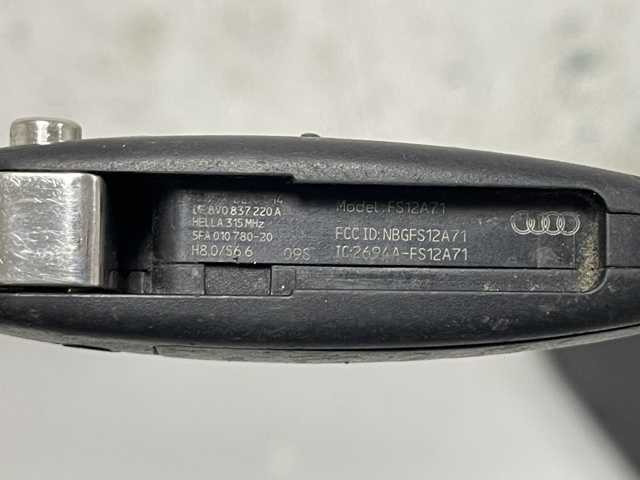8V0837220A купить Николаев