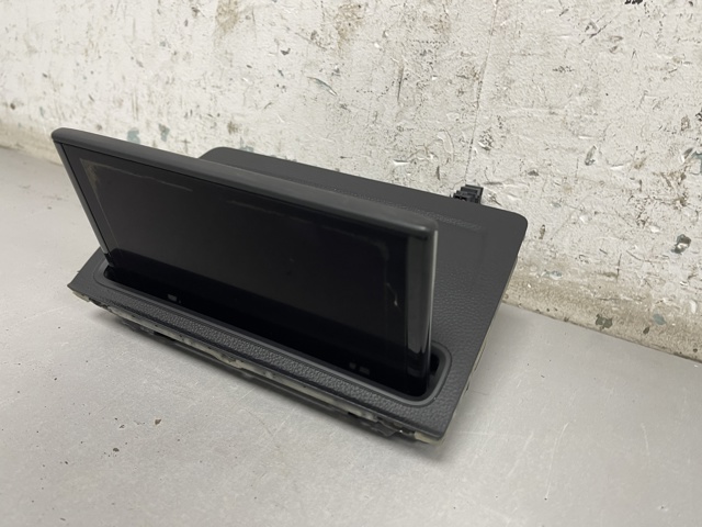 8V0857273N Дисплей многофункциональный купить Кривой Рог