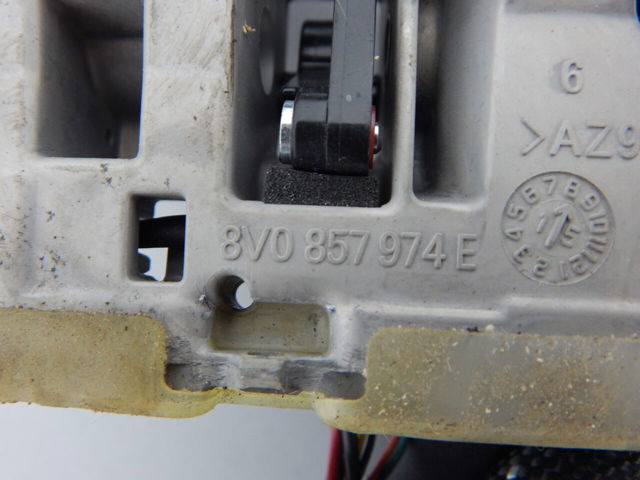 8V0857974E купить Николаев