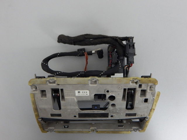 8V0857974E купить Черновцы