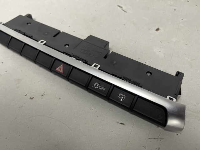 8V0925301AK VAG Блок кнопок центральной консоли купить в Ирпень