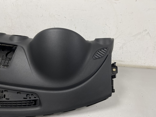 Панель приборная торпеды 8V1857001H VAG