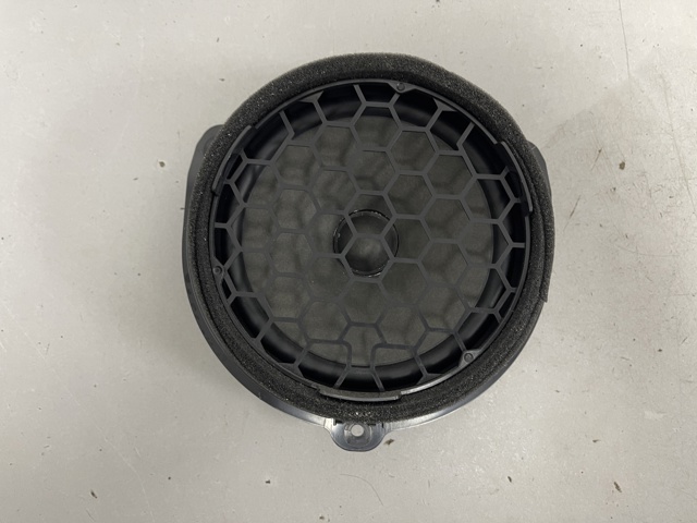 Динамик передний 8V4035411 VAG
