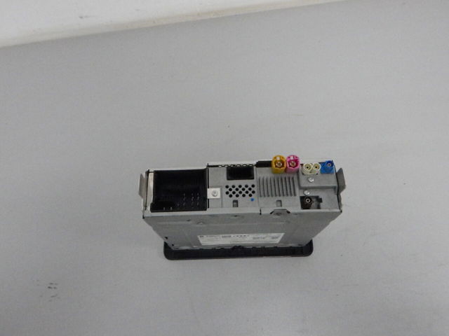 8W0035652F VAG купить в Украина