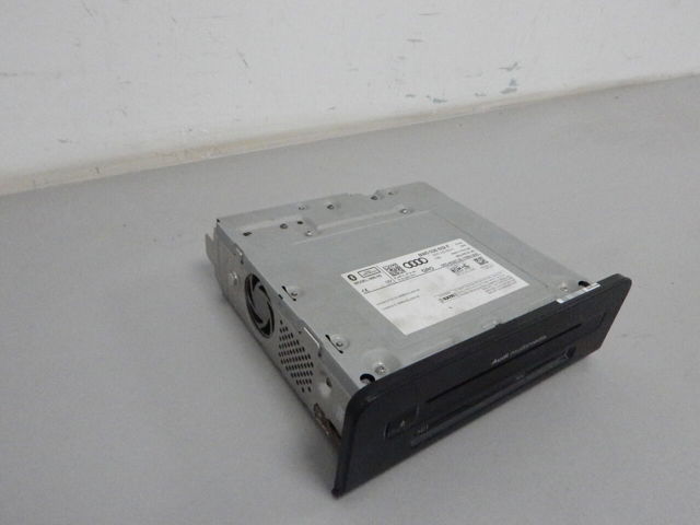 VAG 8W0035652F в наличии Полтава