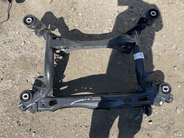 Балка задней подвески, подрамник 8W0505235AK VAG