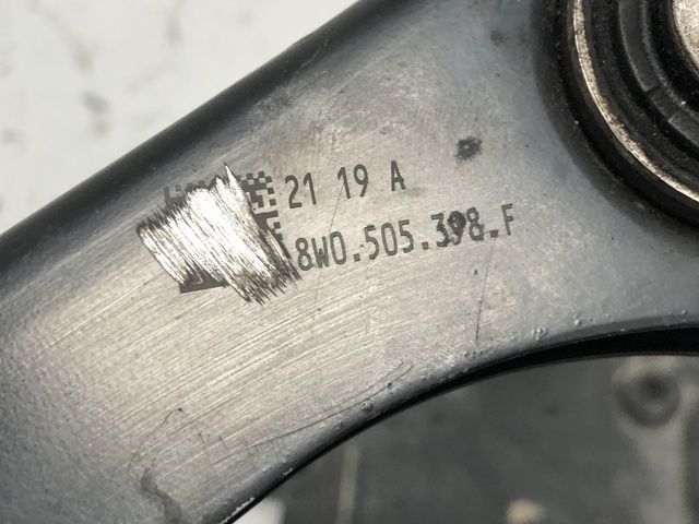 8W0505398F Верхний правый рычаг задней подвески купить Ужгород