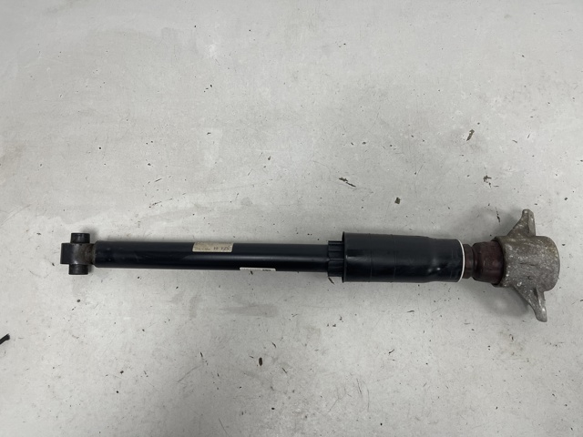 Цилиндр подвески 8W0513035AJ VAG