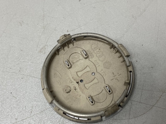 Колпаки на колеса 8W0601170 VAG