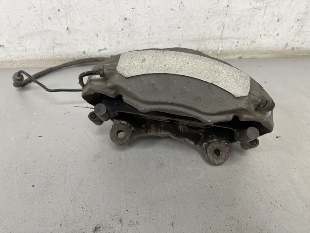 VAG 8W0615108C Суппорт тормозной передний правый в наличии Черкассы