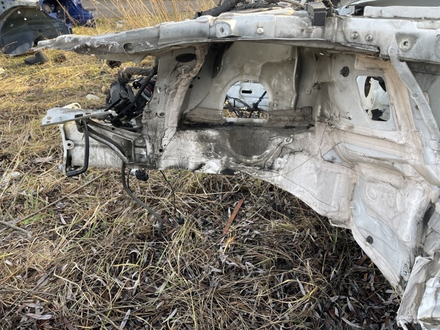 Лонжерон передний левый 8W0803103A VAG