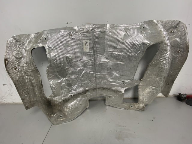Тепловой экран выхлопа 8W0803979K VAG