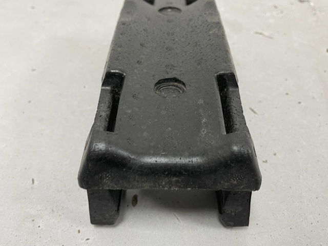 8W0807247A VAG купить в Тернополь
